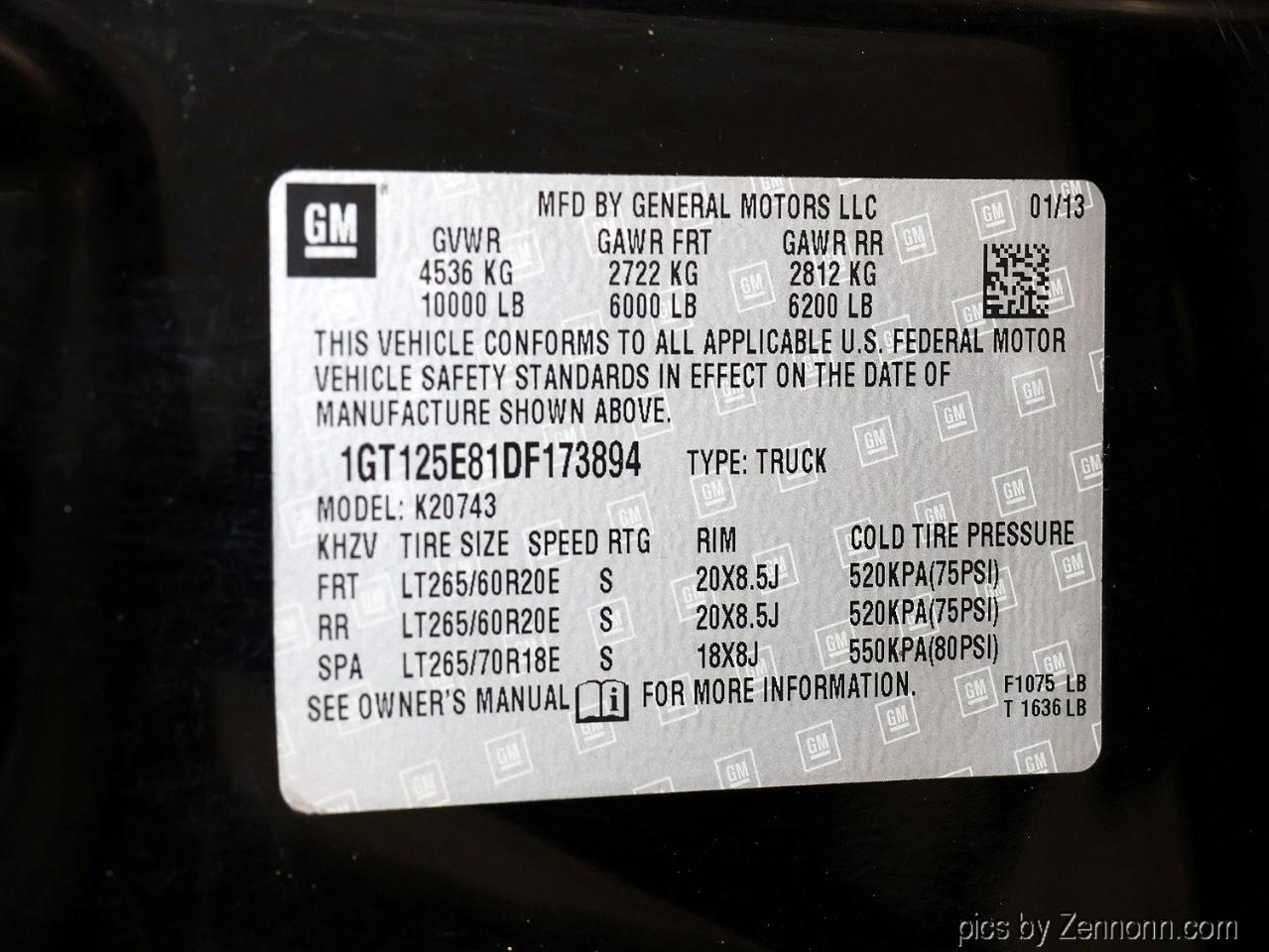 GMC Sierra 2500HD 4WD Crew Cab 153.7" Denali 2013