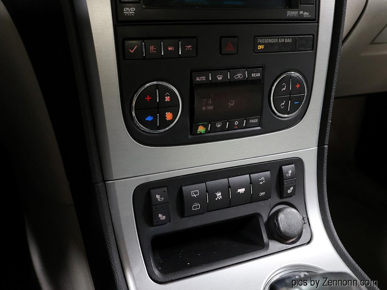 GMC Acadia FWD 4dr SLT2 2011
