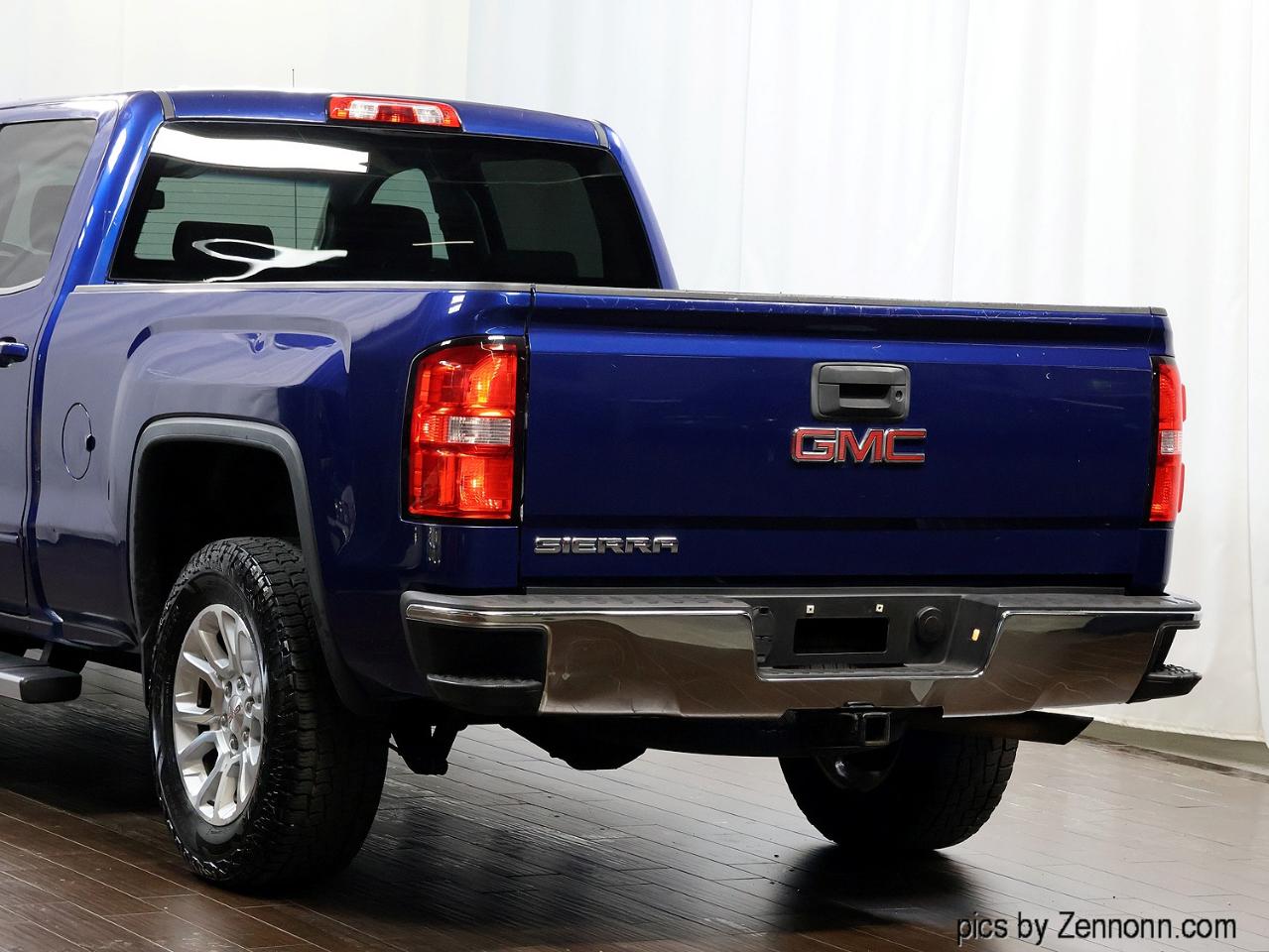 GMC Sierra 1500 4WD Crew Cab 153.0" SLE 2014