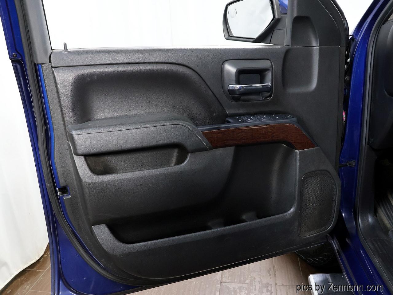 GMC Sierra 1500 4WD Crew Cab 153.0" SLE 2014