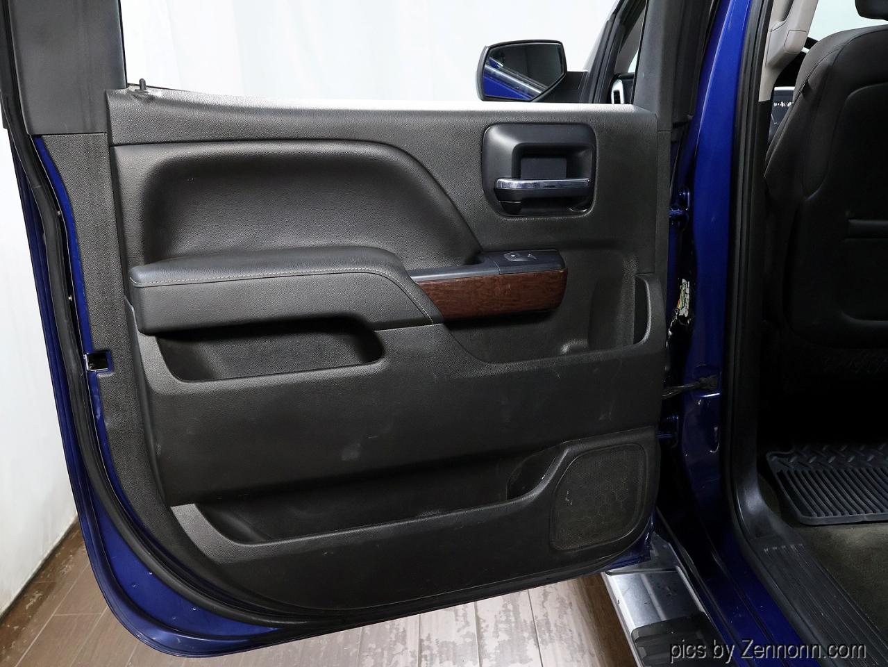 GMC Sierra 1500 4WD Crew Cab 153.0" SLE 2014