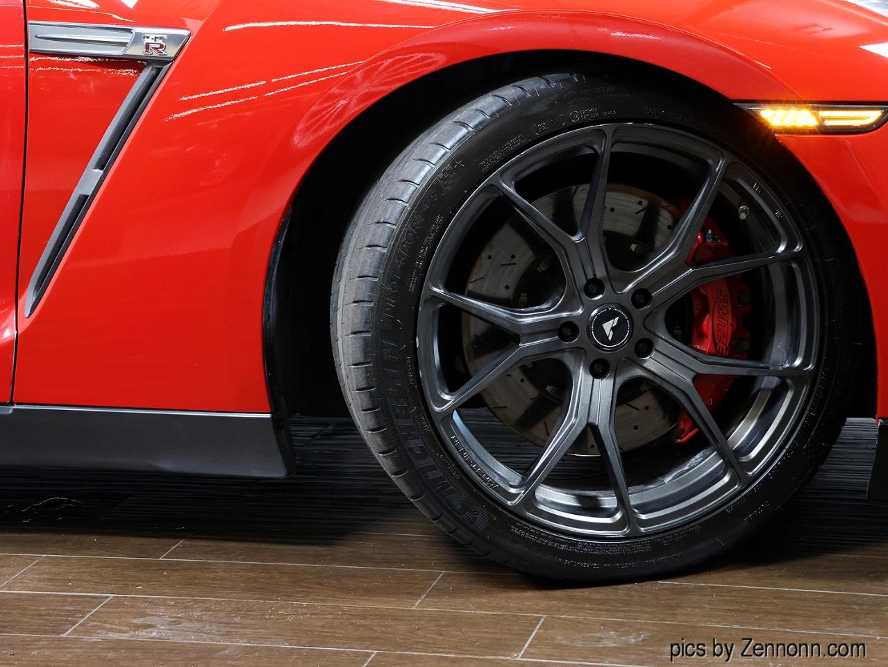 Nissan GT-R 2dr Cpe Premium 2010
