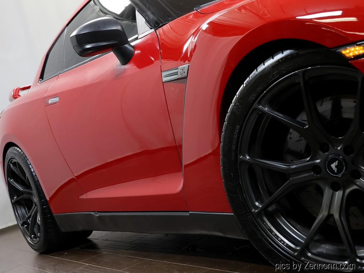 Nissan GT-R 2dr Cpe Premium 2010