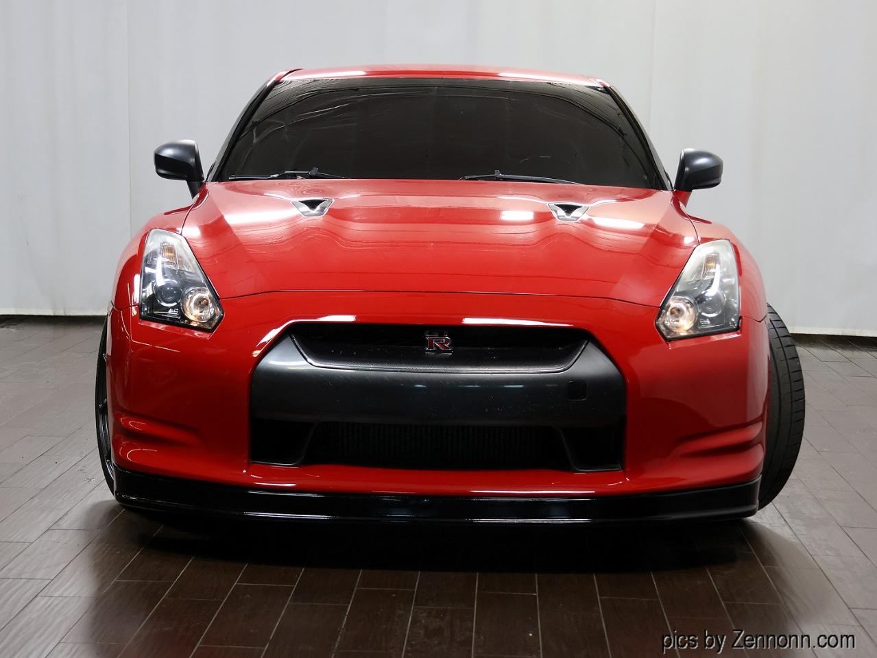 Nissan GT-R 2dr Cpe Premium 2010