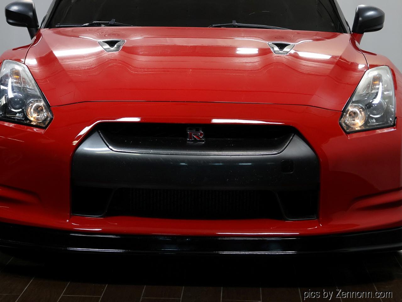 Nissan GT-R 2dr Cpe Premium 2010
