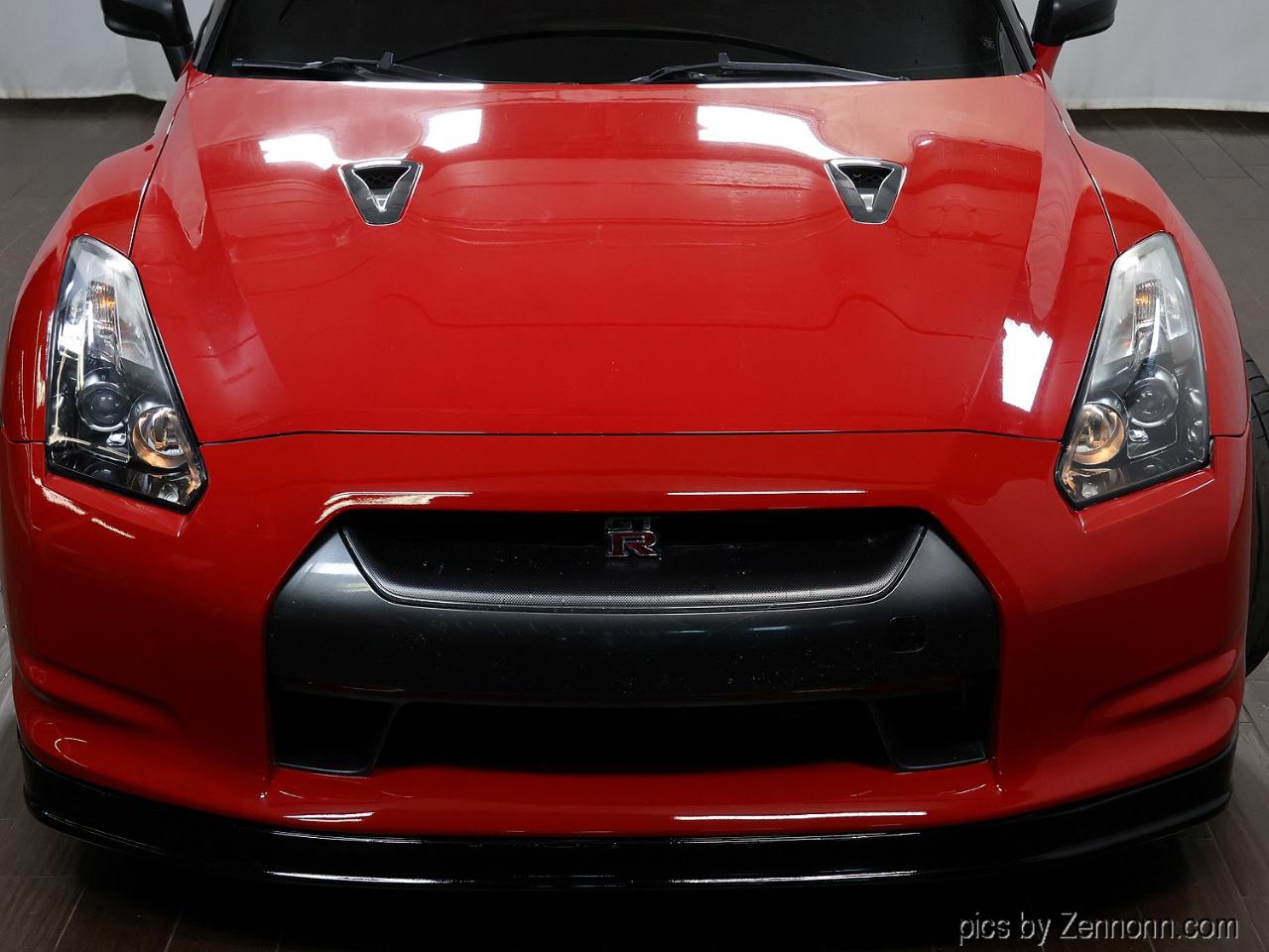 Nissan GT-R 2dr Cpe Premium 2010