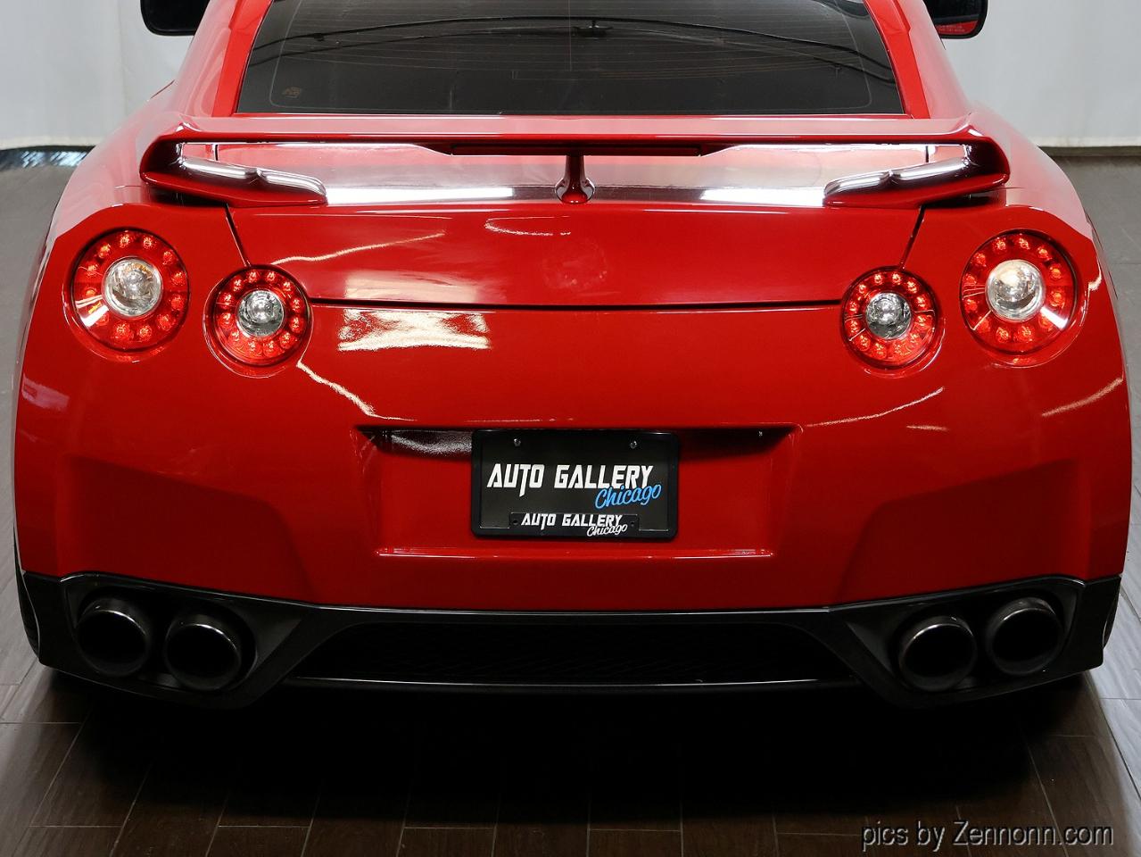 Nissan GT-R 2dr Cpe Premium 2010