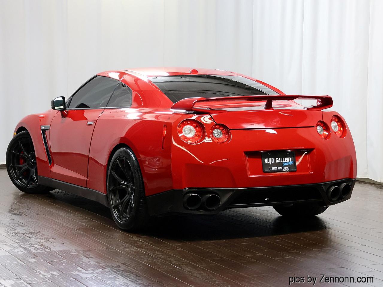 Nissan GT-R 2dr Cpe Premium 2010