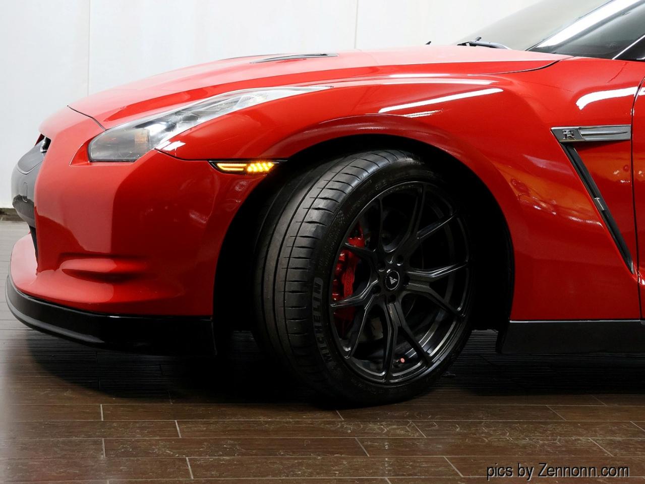 Nissan GT-R 2dr Cpe Premium 2010