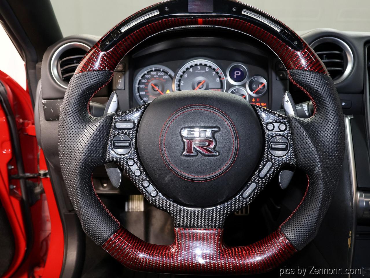 Nissan GT-R 2dr Cpe Premium 2010