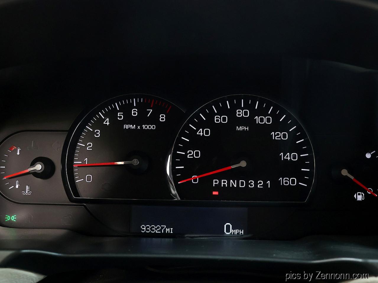Cadillac DTS 4dr Sdn V8 2007