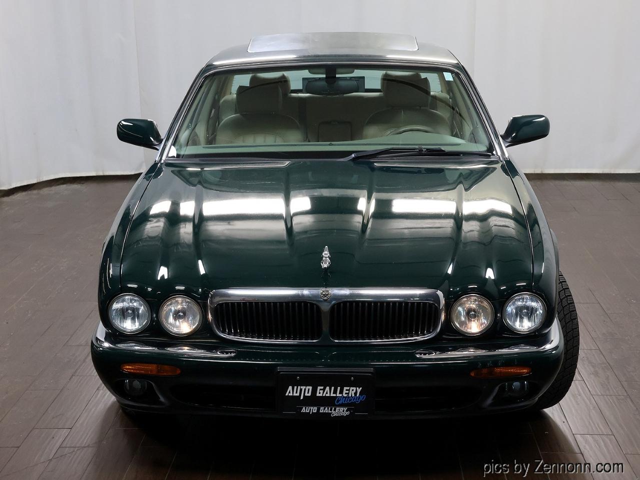 Jaguar XJ 4dr Sdn 1999