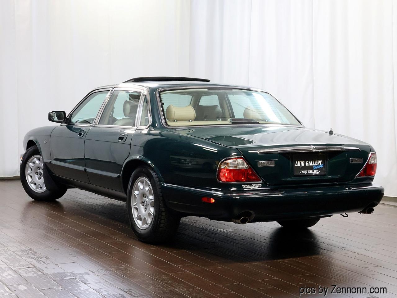 Jaguar XJ 4dr Sdn 1999