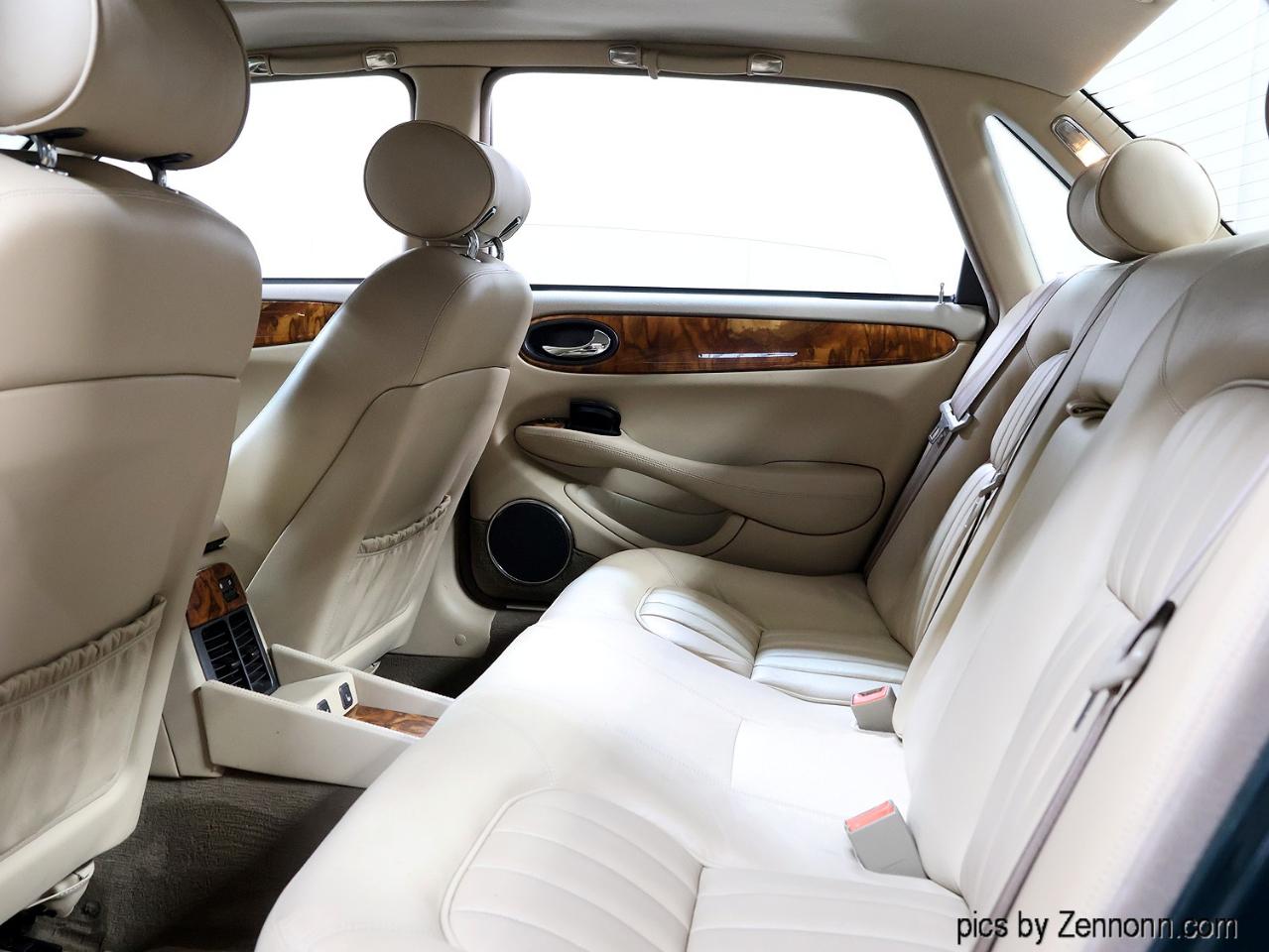 Jaguar XJ 4dr Sdn 1999