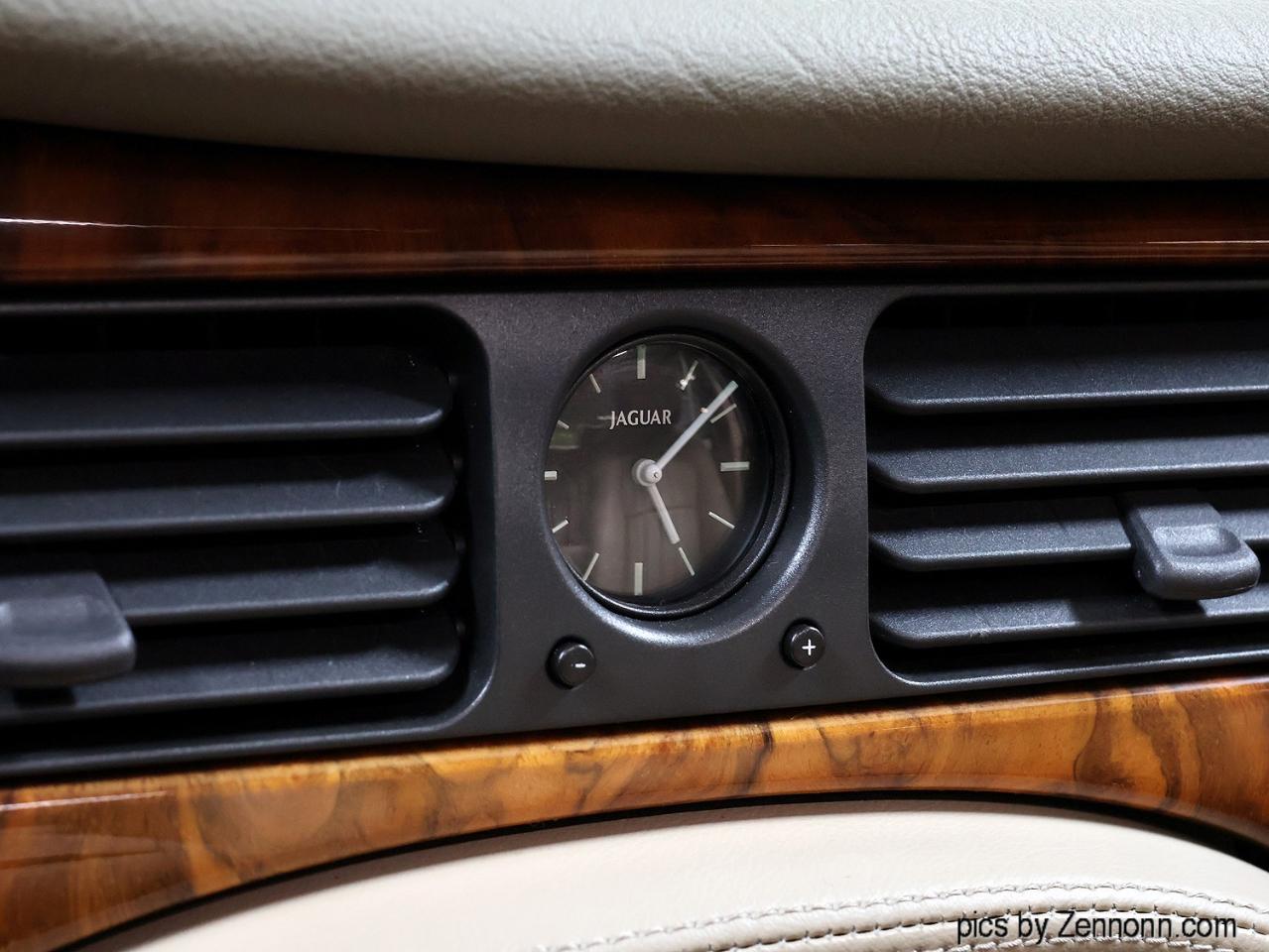 Jaguar XJ 4dr Sdn 1999