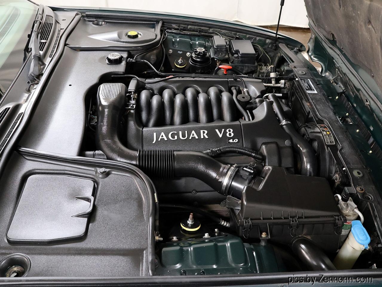Jaguar XJ 4dr Sdn 1999