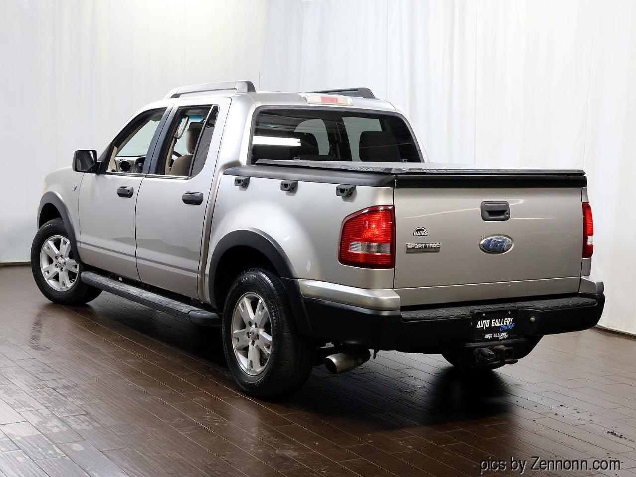 Ford Explorer Sport Trac 2WD 4dr V8 XLT 2007