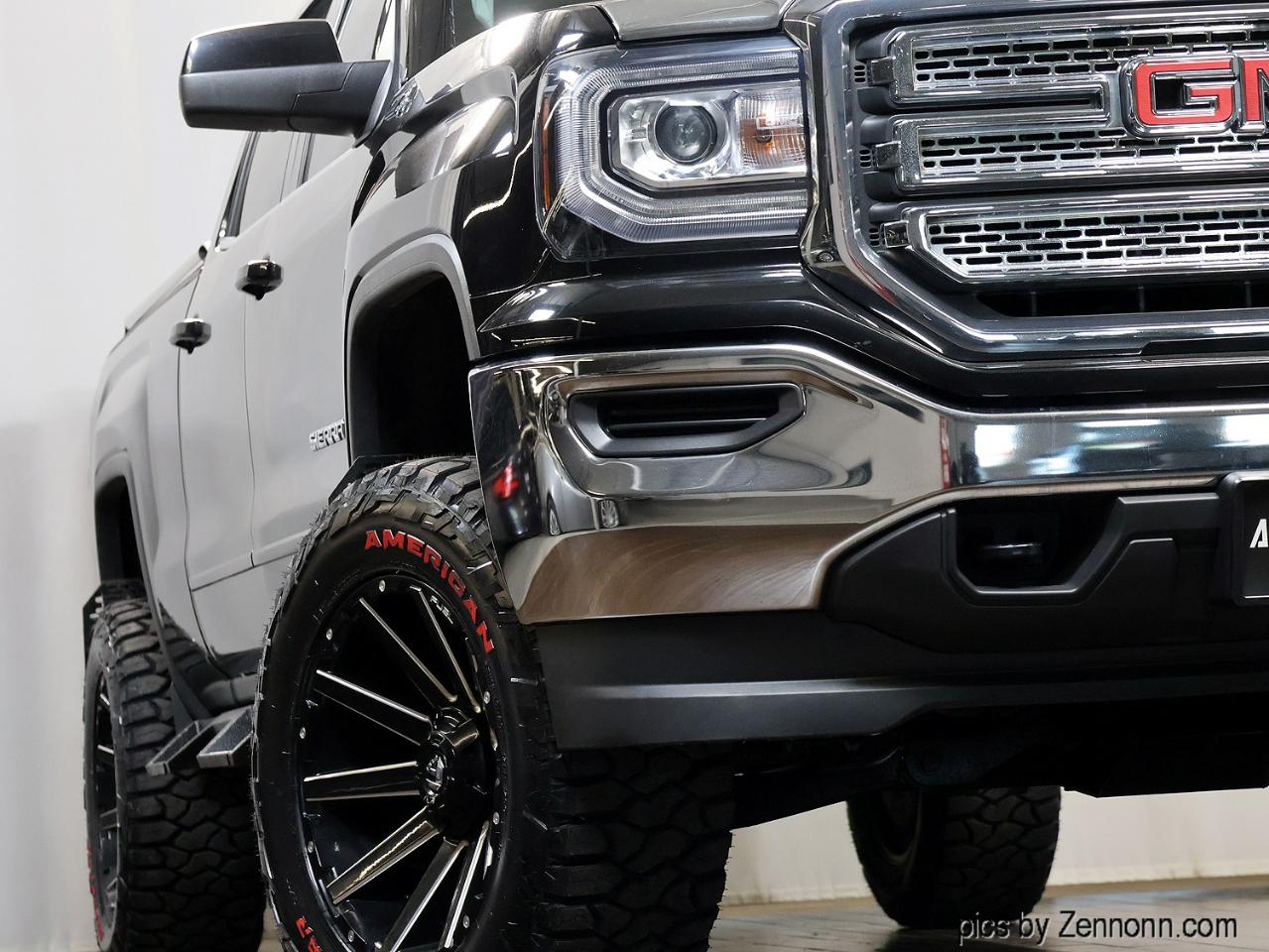 GMC Sierra 1500 4WD Crew Cab 153.0" SLE 2017