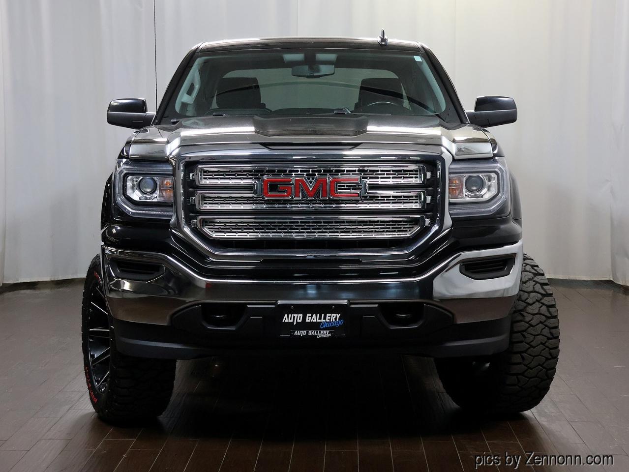GMC Sierra 1500 4WD Crew Cab 153.0" SLE 2017
