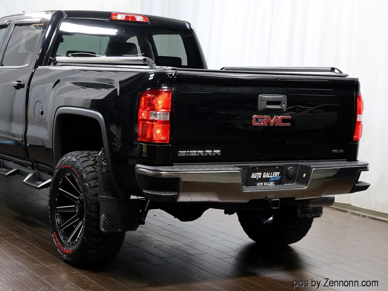 GMC Sierra 1500 4WD Crew Cab 153.0" SLE 2017