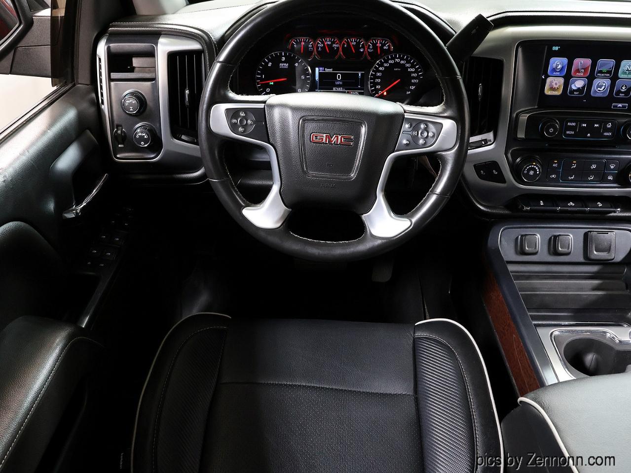 GMC Sierra 1500 4WD Crew Cab 153.0" SLE 2017