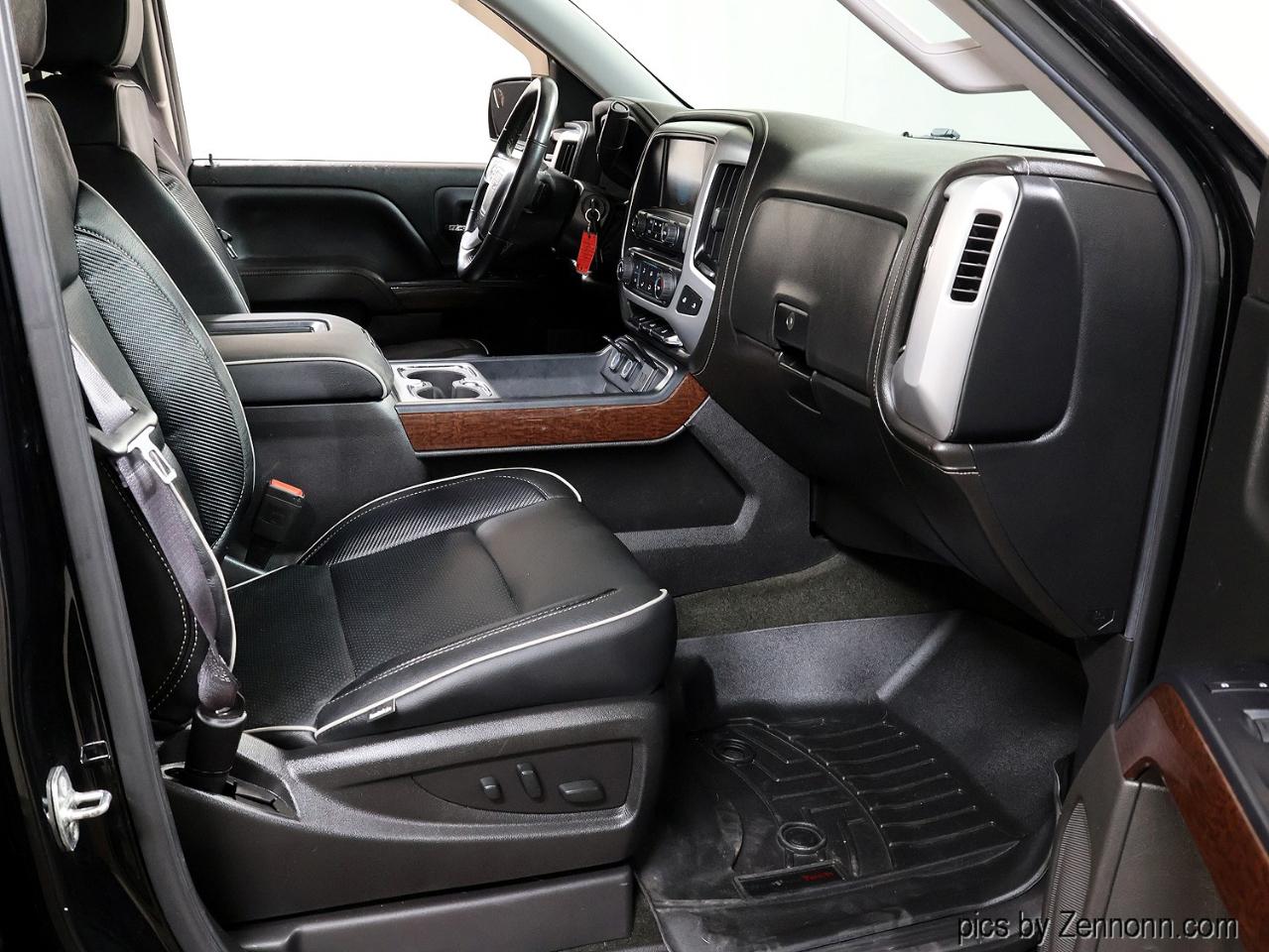 GMC Sierra 1500 4WD Crew Cab 153.0" SLE 2017