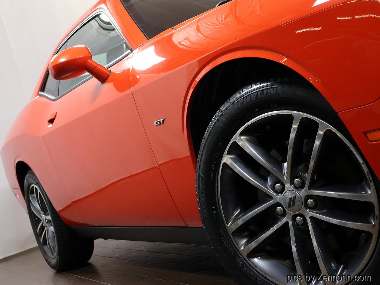 Dodge Challenger GT AWD 2018
