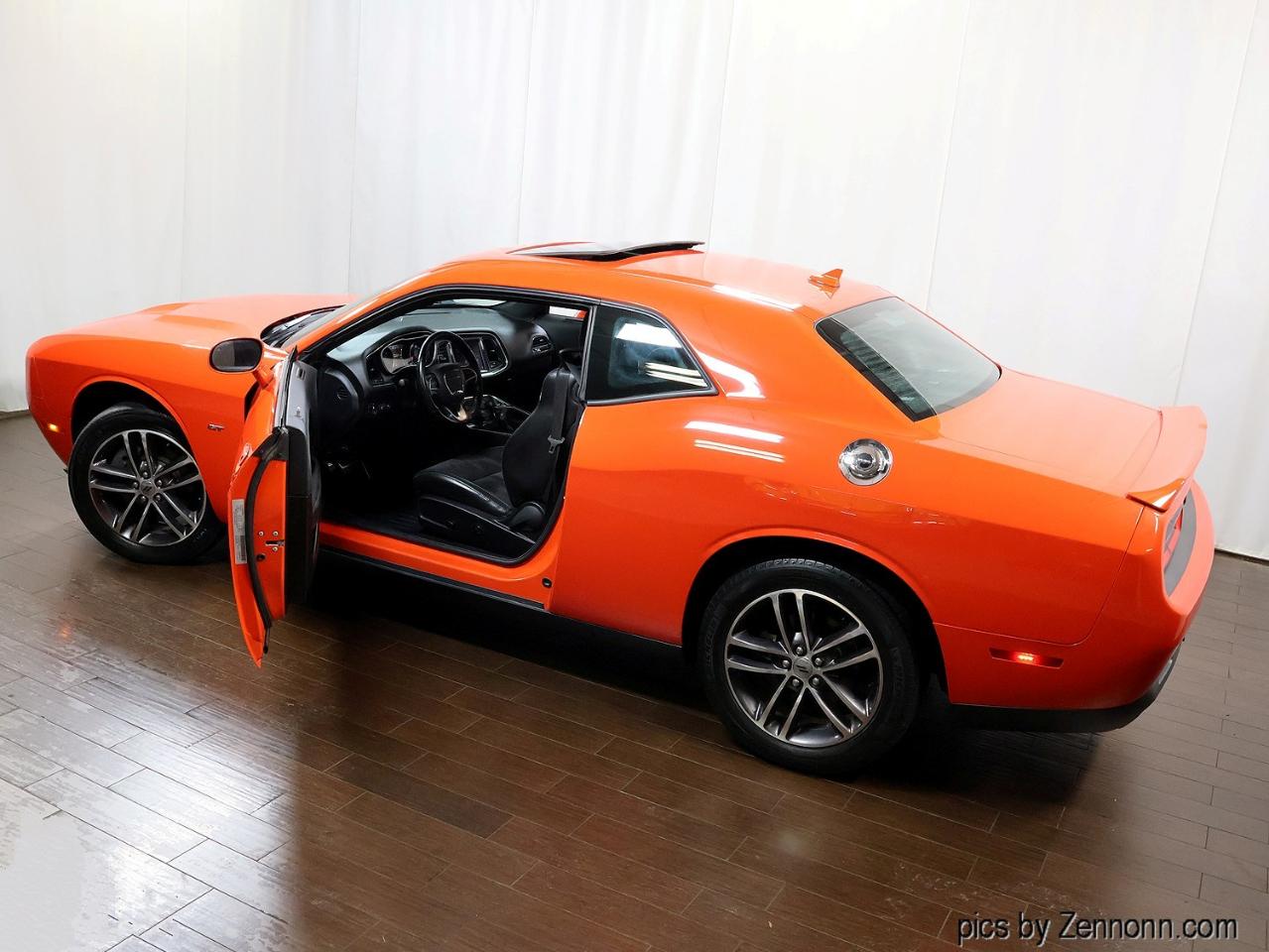 Dodge Challenger GT AWD 2018