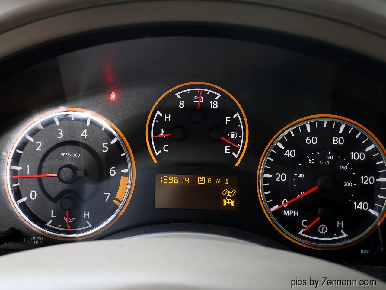 Nissan Armada 4WD 4dr Platinum 2012