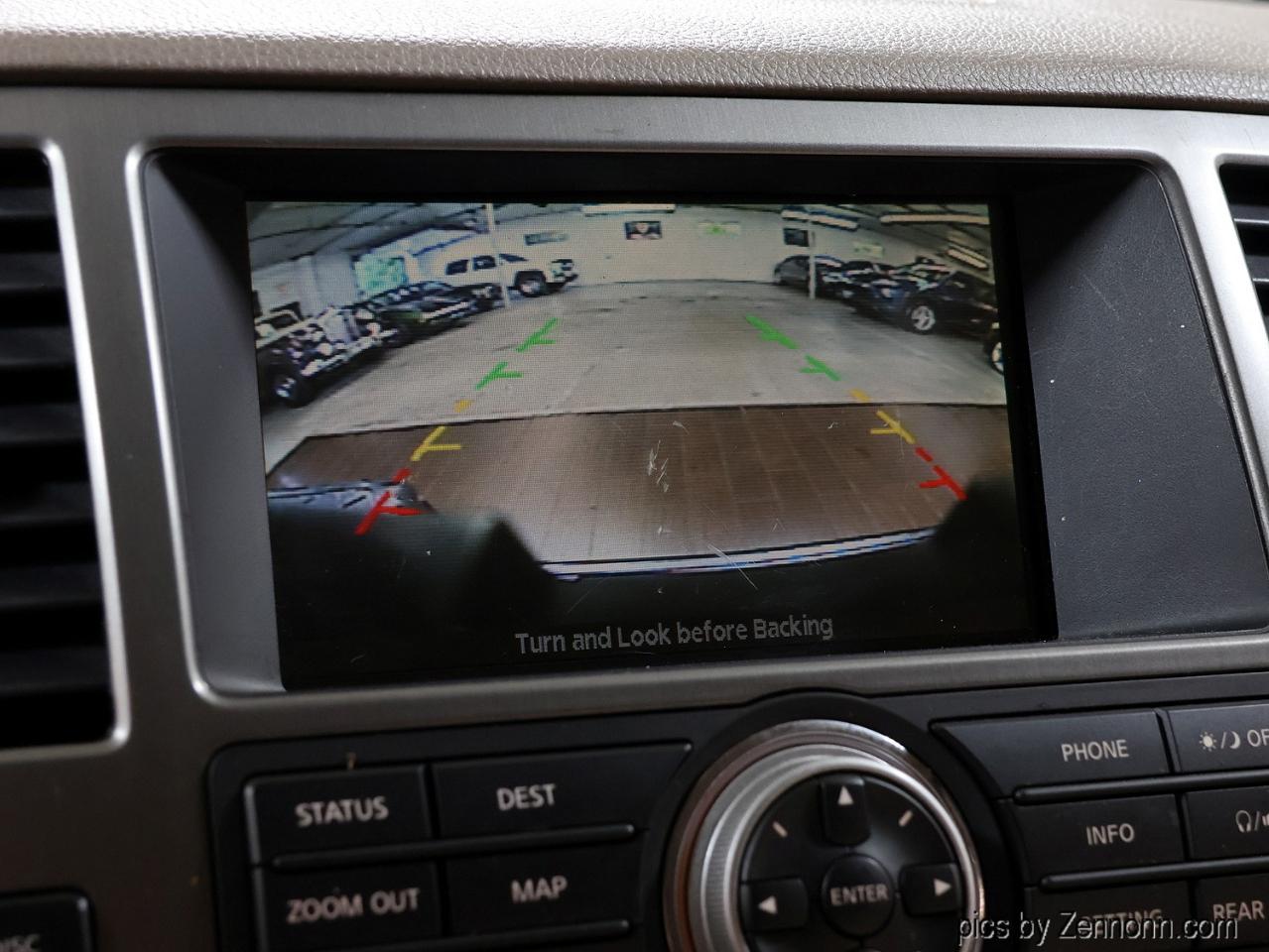 Nissan Armada 4WD 4dr Platinum 2012