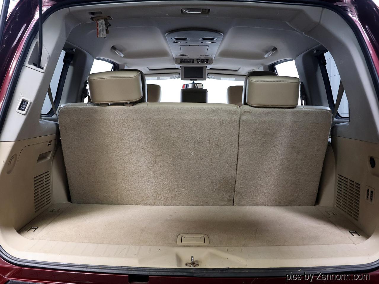 Nissan Armada 4WD 4dr Platinum 2012