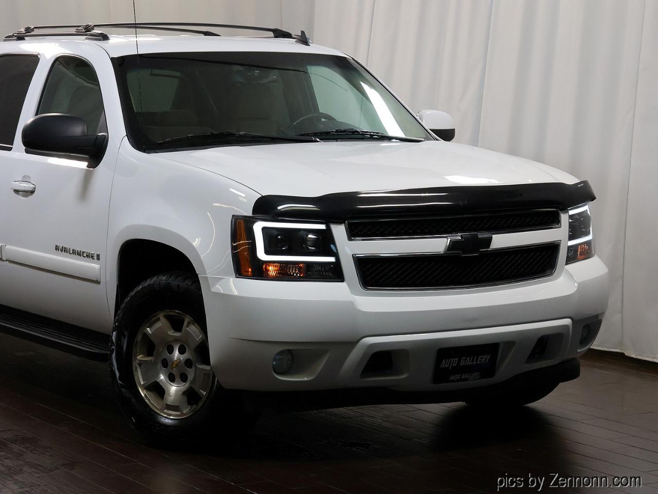 Chevrolet Avalanche 4WD Crew Cab 130" LT w/1LT 2008