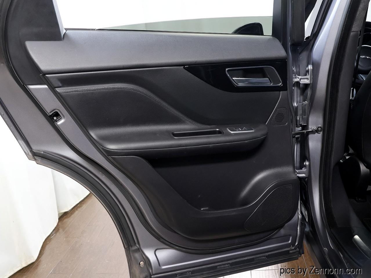 Jaguar F-Pace 25t Premium AWD 2020
