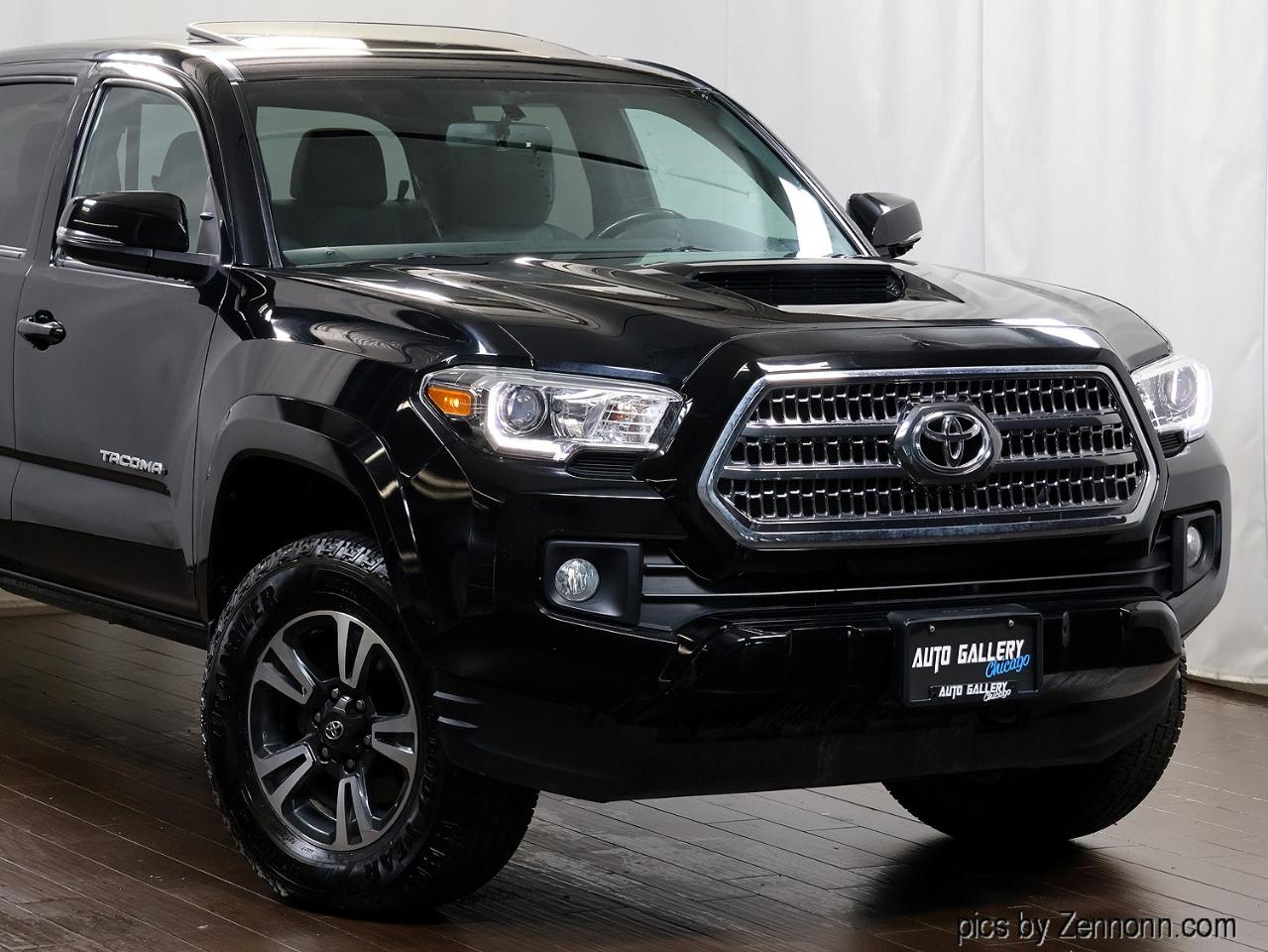 Toyota Tacoma 4WD Double Cab LB V6 AT TRD Off Road (Natl) 2016