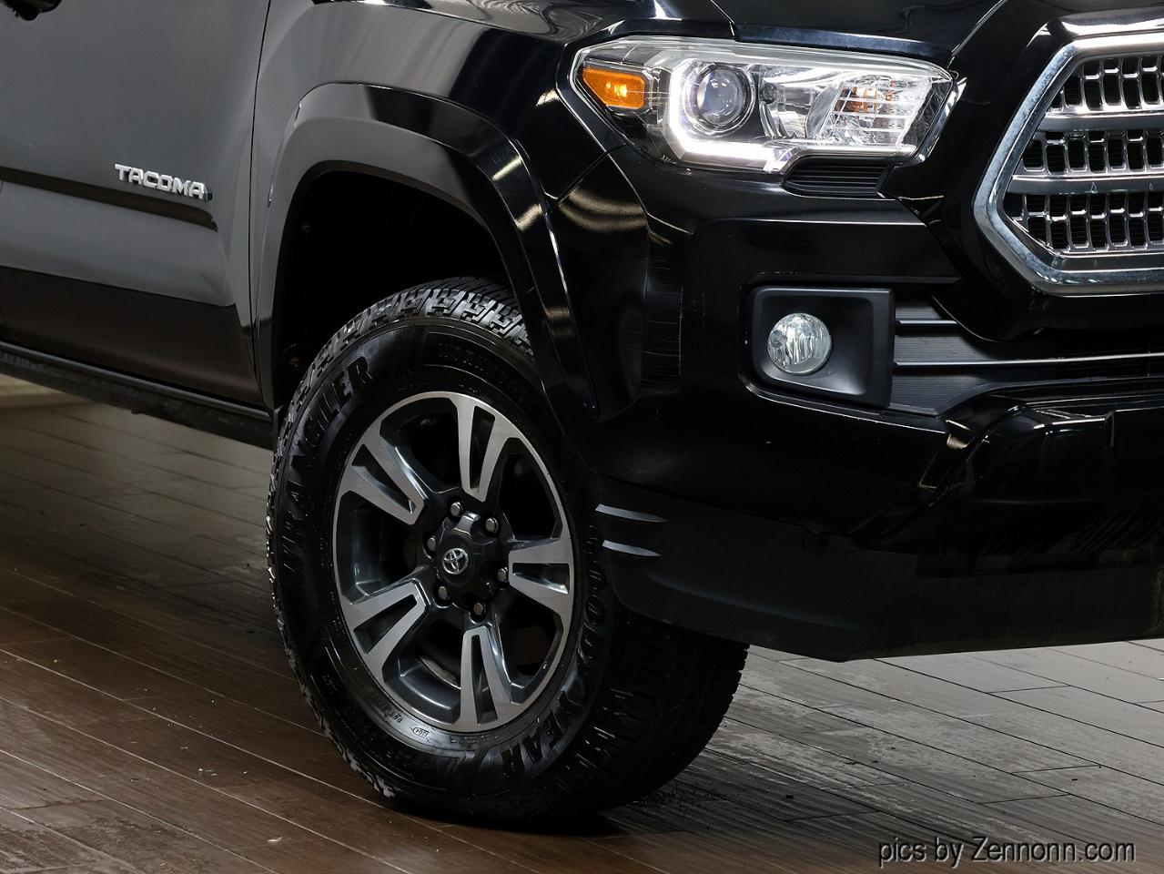 Toyota Tacoma 4WD Double Cab LB V6 AT TRD Off Road (Natl) 2016