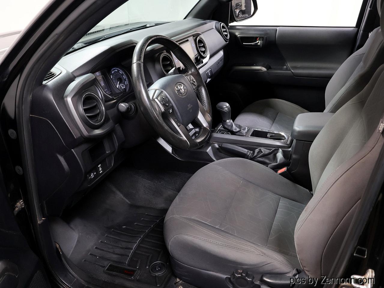 Toyota Tacoma 4WD Double Cab LB V6 AT TRD Off Road (Natl) 2016