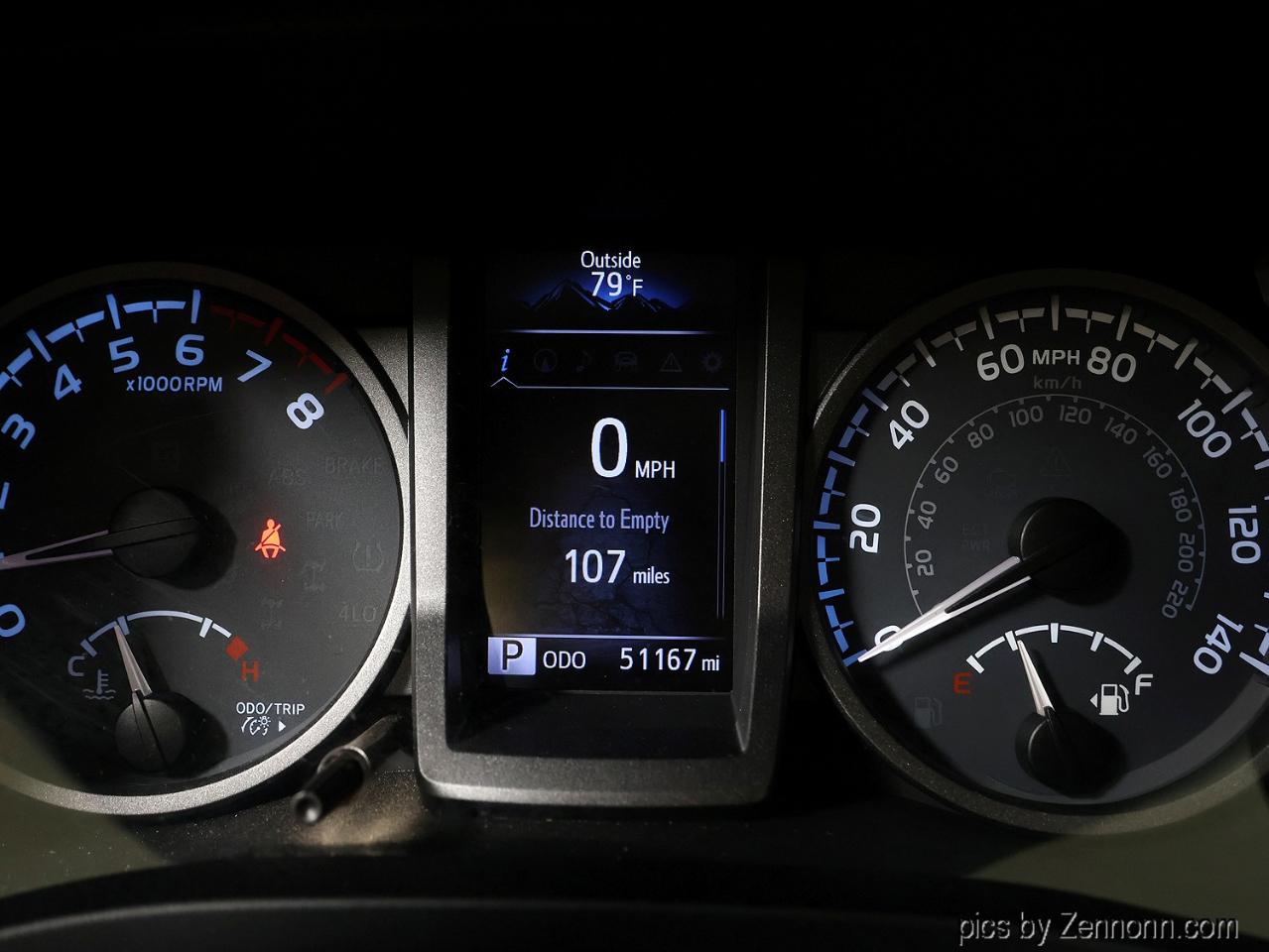 Toyota Tacoma 4WD Double Cab LB V6 AT TRD Off Road (Natl) 2016