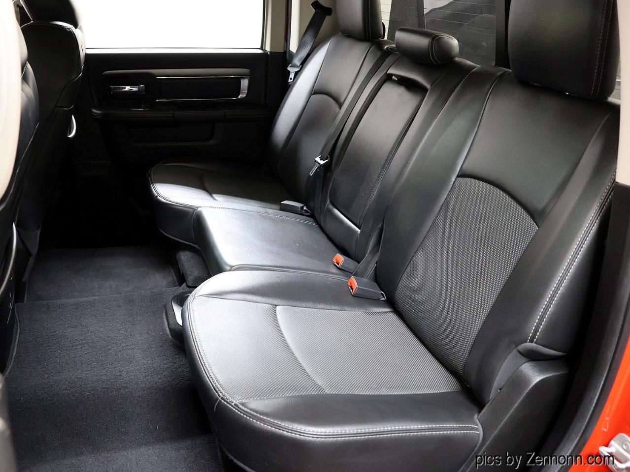 RAM 1500 4WD Crew Cab 140.5" Sport 2013