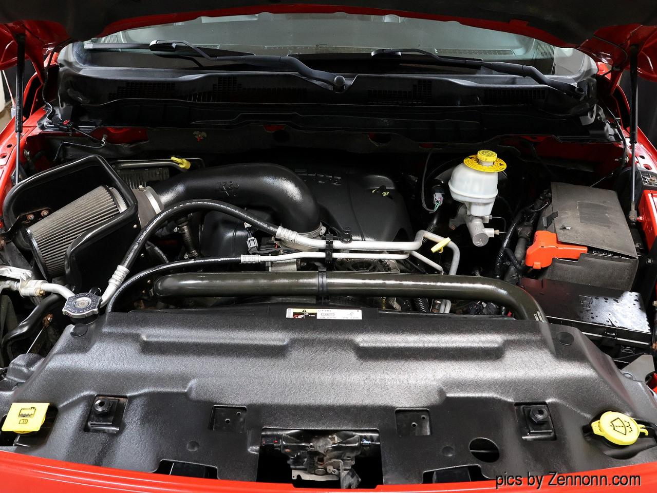 RAM 1500 4WD Crew Cab 140.5" Sport 2013
