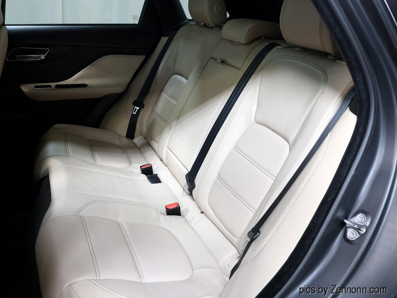 Jaguar F-Pace 35t Prestige AWD 2017