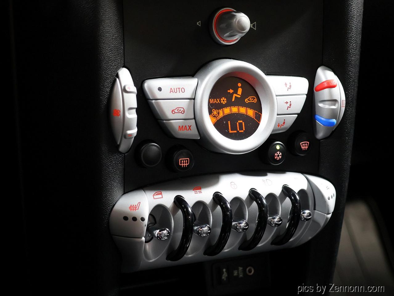 MINI Cooper Convertible 2dr S 2009