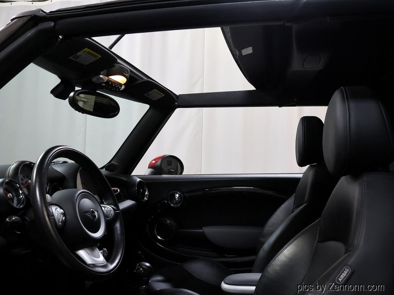 MINI Cooper Convertible 2dr S 2009