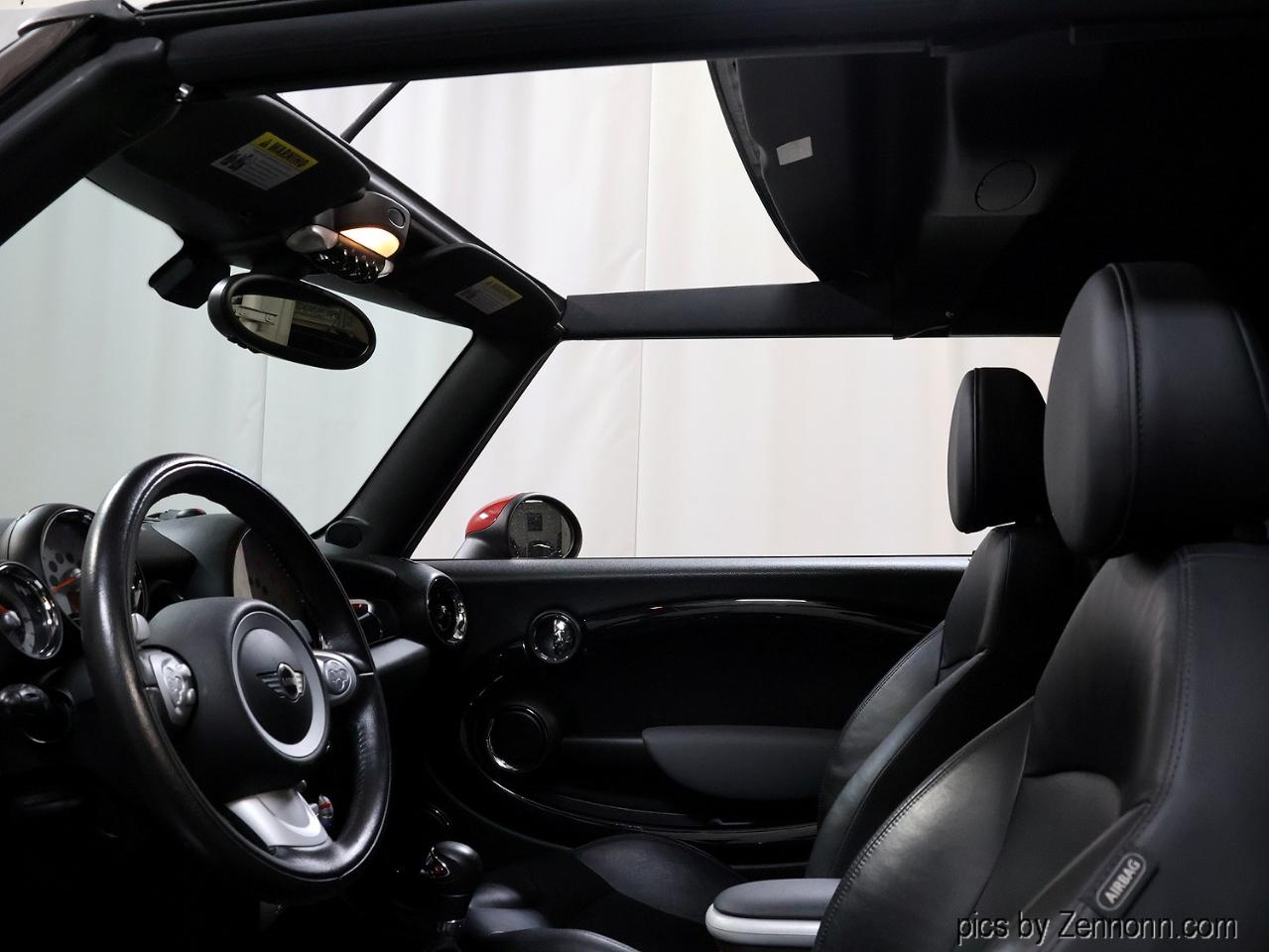 MINI Cooper Convertible 2dr S 2009