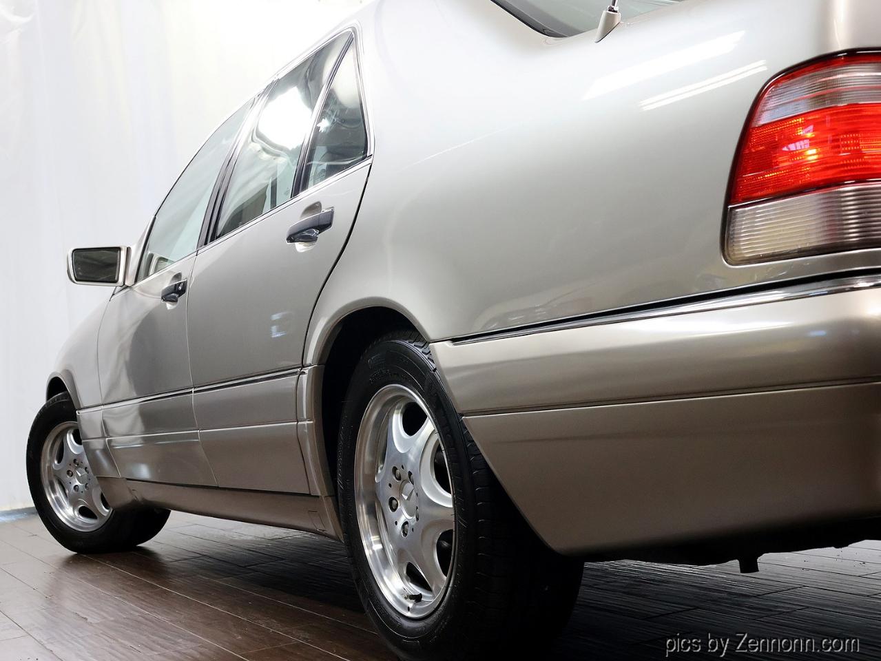 Mercedes-Benz S-Class 4dr Sdn 3.2L SWB 1999