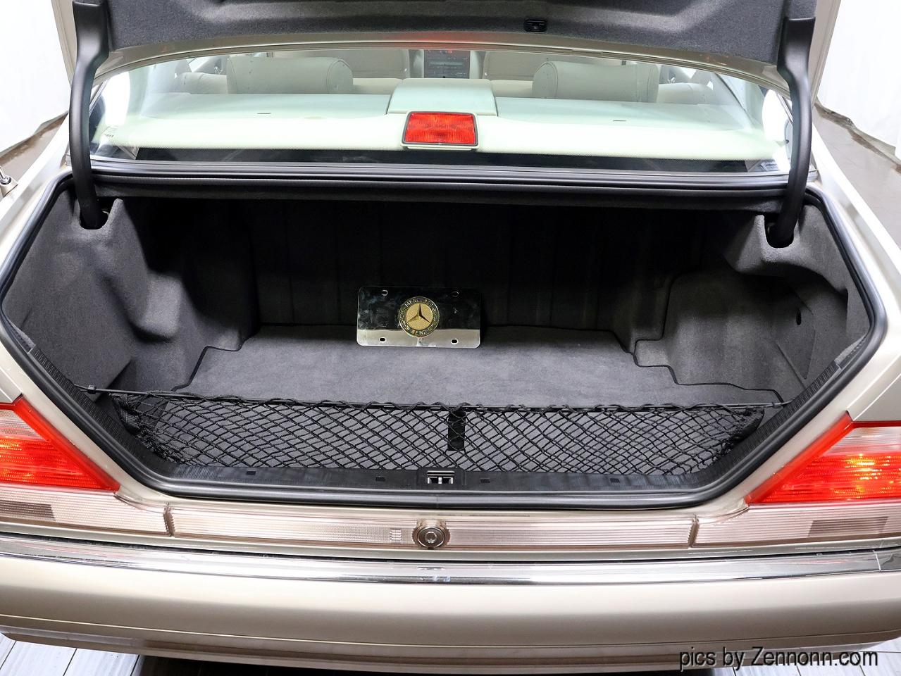 Mercedes-Benz S-Class 4dr Sdn 3.2L SWB 1999