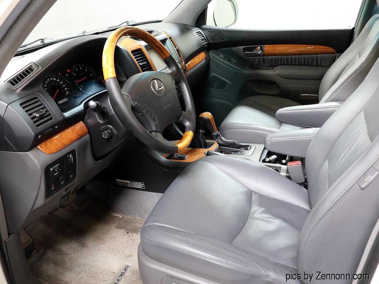 Lexus GX 470 4dr SUV 4WD 2005