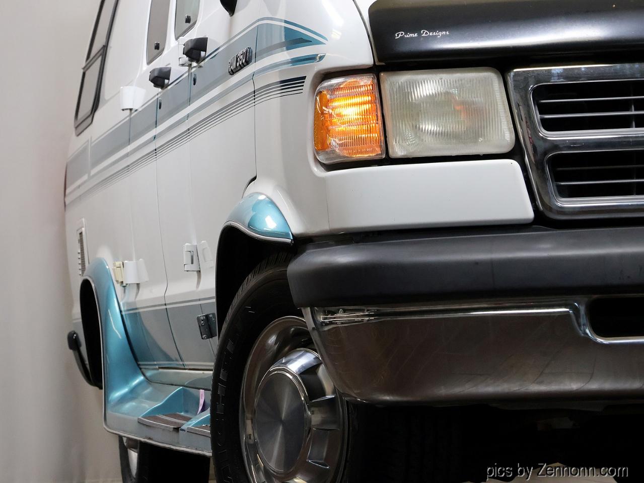 Dodge Ram Van B350 127" WB 1994