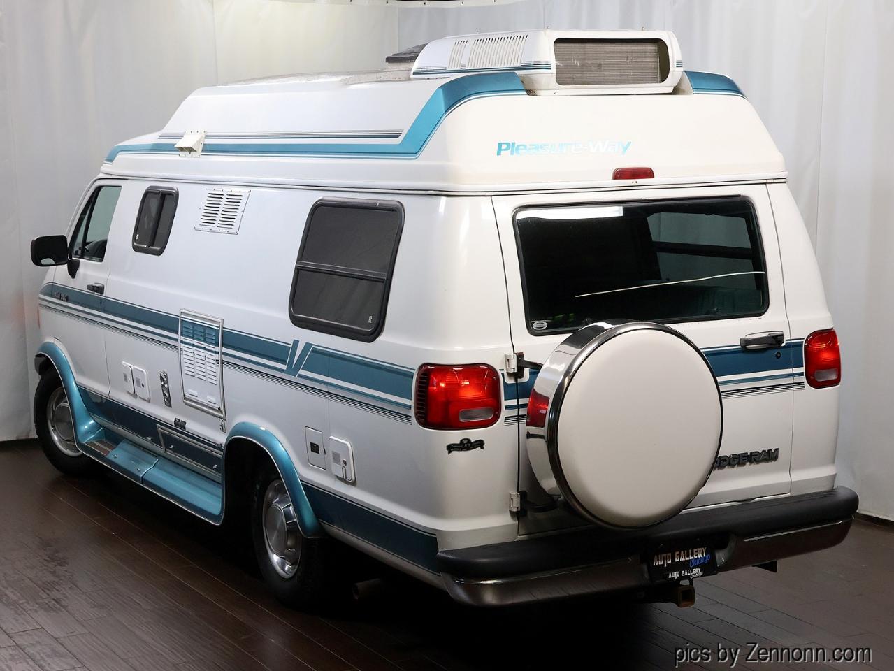 Dodge Ram Van B350 127" WB 1994