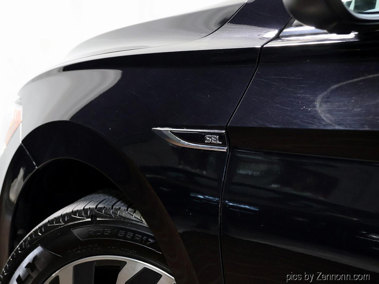 Volkswagen Jetta SEL Premium Auto w/CWP/ULEV 2019