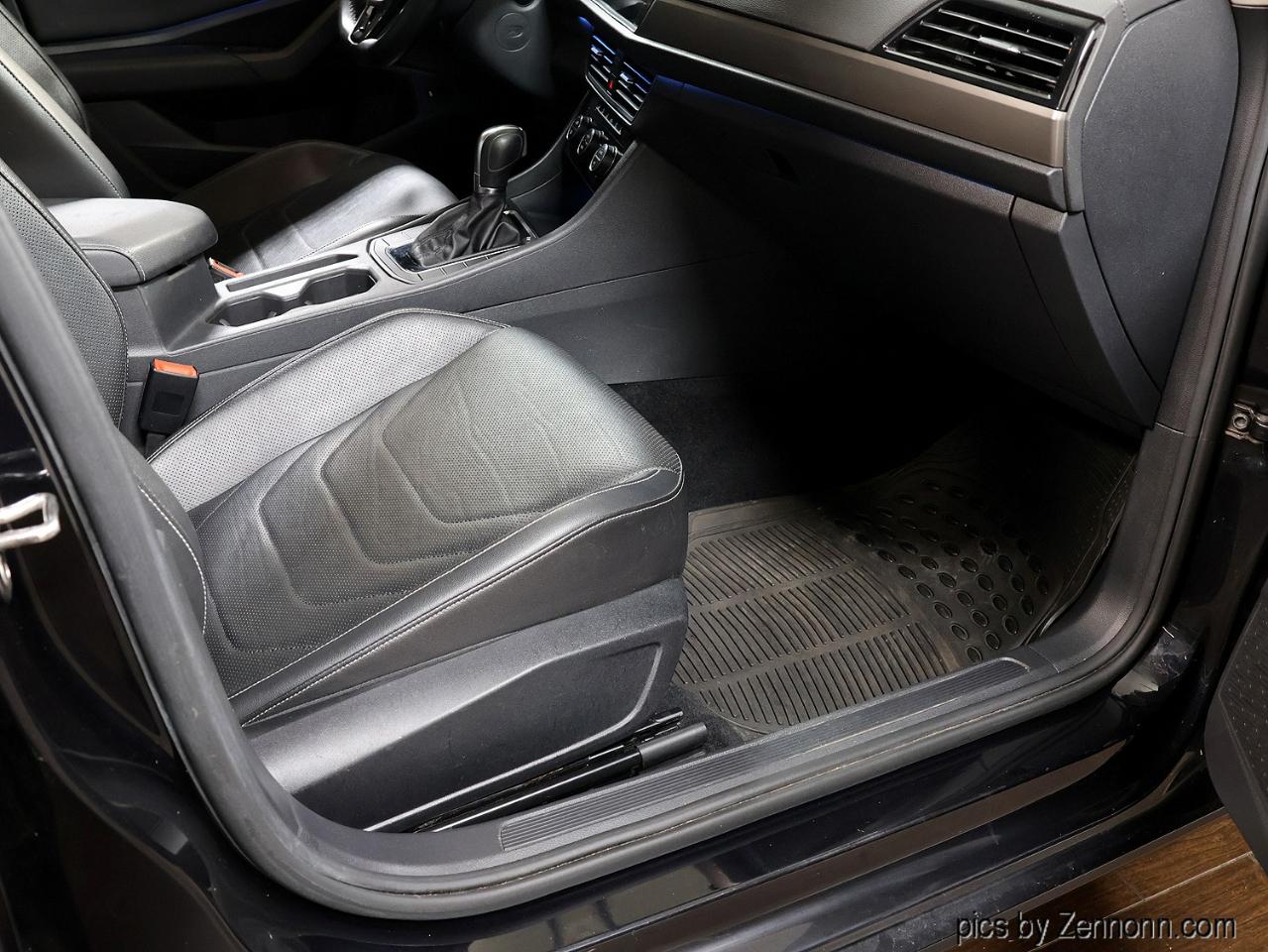 Volkswagen Jetta SEL Premium Auto w/CWP/ULEV 2019